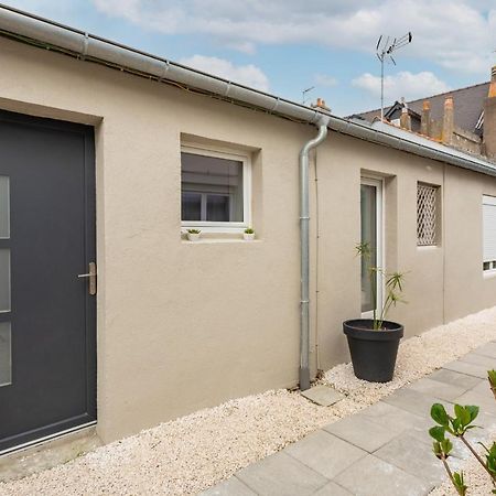 LE PETIT PARAMÉ - beau studio rénové proche plage Apartamento Saint-Malo Exterior foto